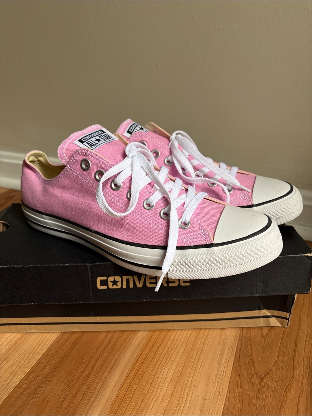 Converse All Star Chuck Taylor Low Sneakers Icy Pink